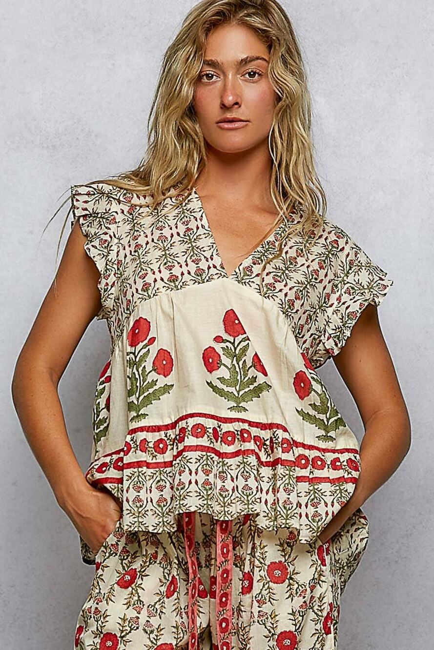 POL Floral Pattern Ruffle Sleeve Top